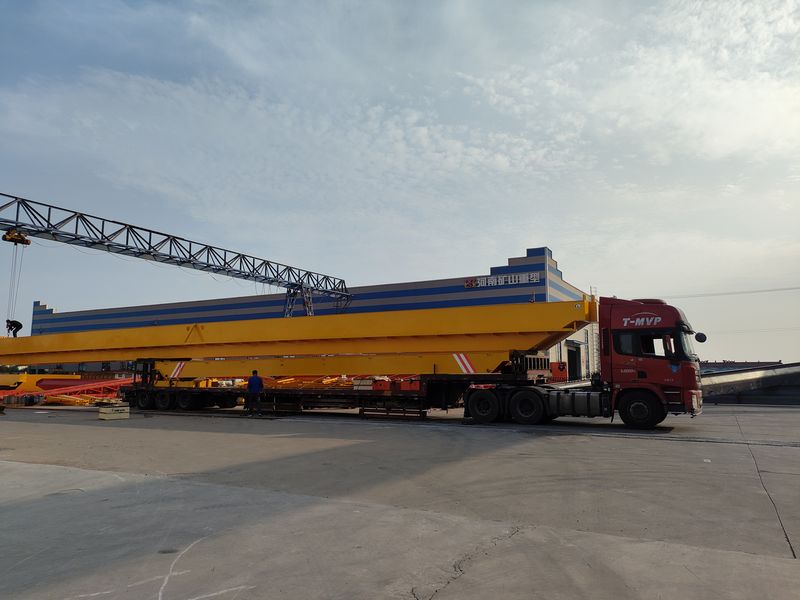 一批歐式單梁、歐式葫蘆雙發(fā)往山東威海