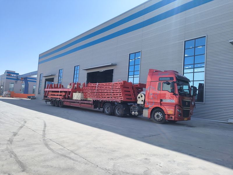 電動葫蘆門式起重機 4臺 MHxh10t—8m    2臺 MHxh5t—8m      2臺 制作完成，出口哈薩克斯坦交付客戶使用