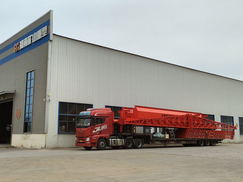 電動葫蘆門式起重機 2臺 MHxh10t—27m 制作完成，發(fā)往甘肅蘭州交付客戶使用